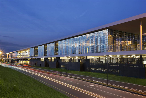 1731390086379970.jpg Sheraton Milan Malpensa Airport Hotel & Conference Centre(喜来登米兰马尔彭萨机场酒店及会议中心).jpg